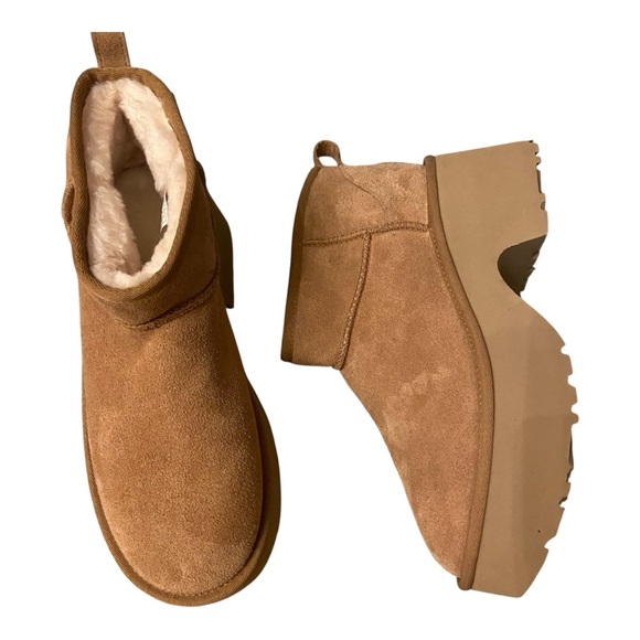 UGG CLASSIC CHESTNUT ULTRA MINI NEW HEIGHTS BOOTS Sz 10 NEW - Picture 1 of 3